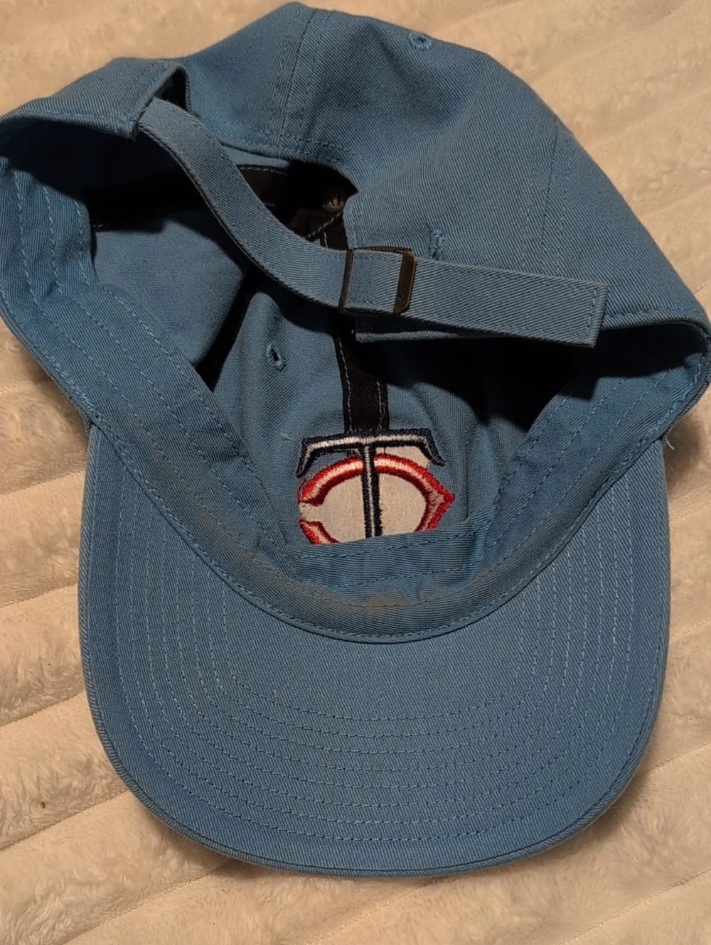 47 Brand Light Blue Cap with Red & Navy Accent